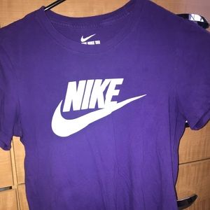Purple Nike T-Shirt.. Size Medium (juniors)